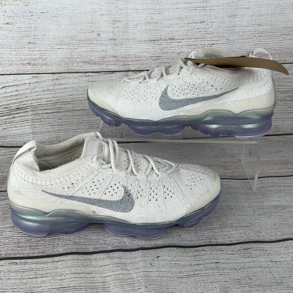 Nike Air VaporMax 2023 Flyknit Womens Sz 7 Sneakers Phantom - Picture 1 of 9